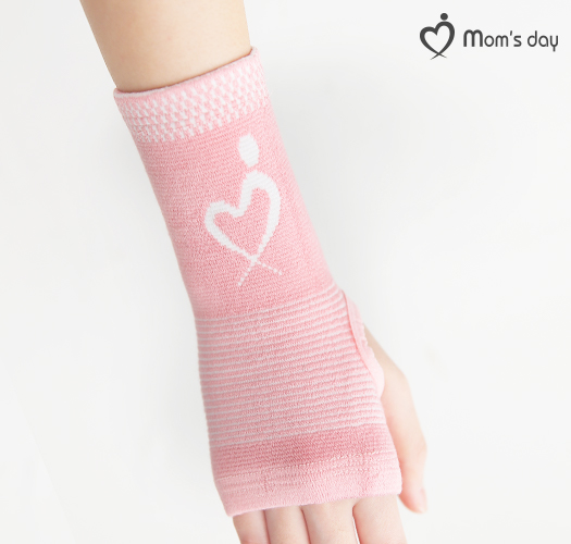 <font color="bb4b57"><b>[Limited time discount]</b></font><br> [Mom’s Day] Three-dimensional wrist protector 2P