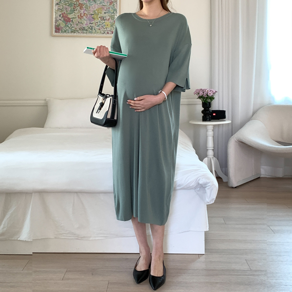 Maternity*Simple sleeve slit maternity dress