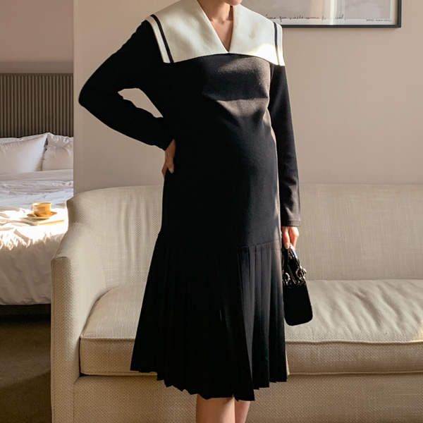 Maternity*Cerabig collar pleated maternity dress (2 sizes)