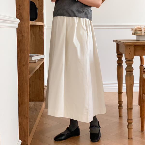 Early to mid-career mom*peach flare banding skirt