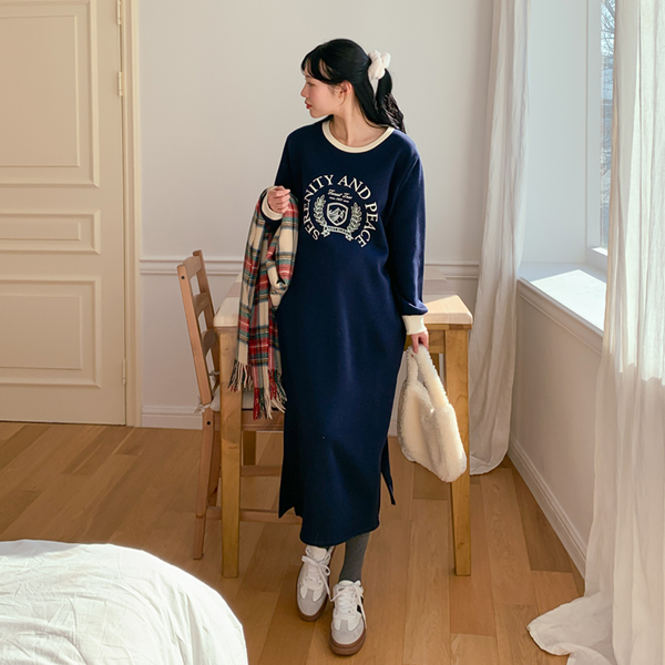 Maternity*Forest brushed sweatshirt maternity dress