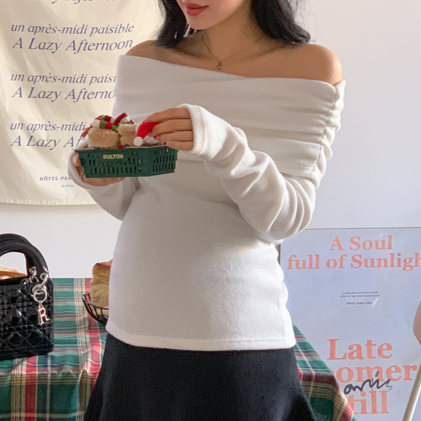 Maternity*Snowshirting Off shoulder knit