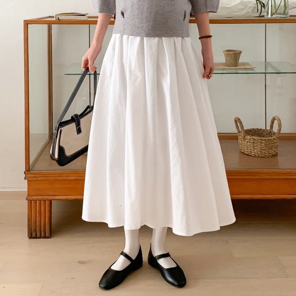 Early and mid-career mom*Emma pin tuck back banding skirt