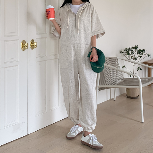 Maternity*Cute fit anorak hooded jumpsuit