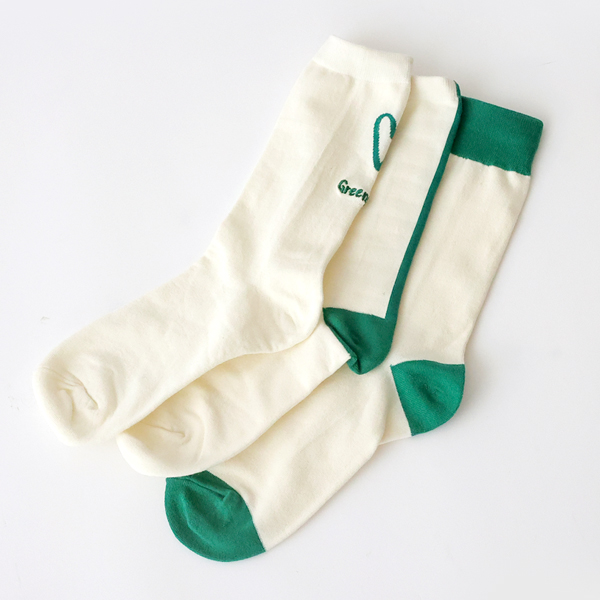 <font color="bb4b57"><b>[Limited time discount]</b></font><br> 3 types of spring spring green point long socks