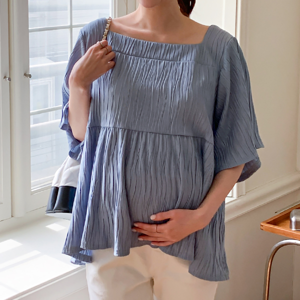 Maternity*Square Pleated Short Sleeve Blouse