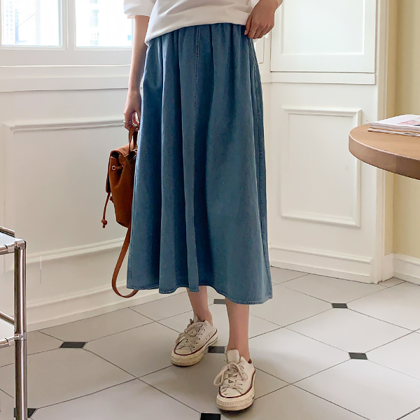 Early to mid-career mom*Denim pocket full-line banding skirt