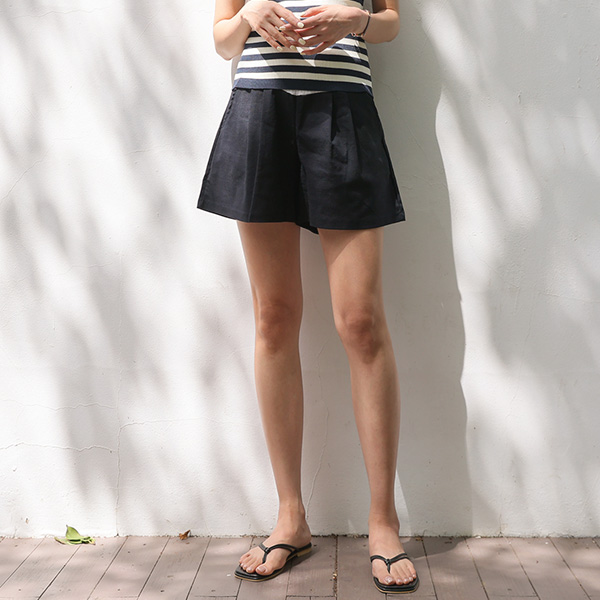 Maternity*Skirt-like linen three-quarter maternity pants