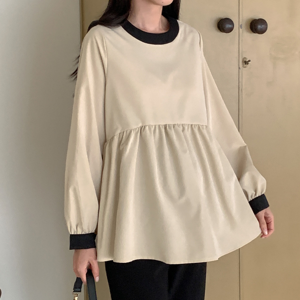 Maternity*Color point flare maternity blouse