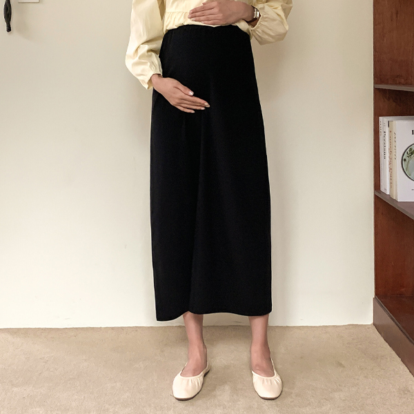 Maternity*Comfortable back team high maternity skirt