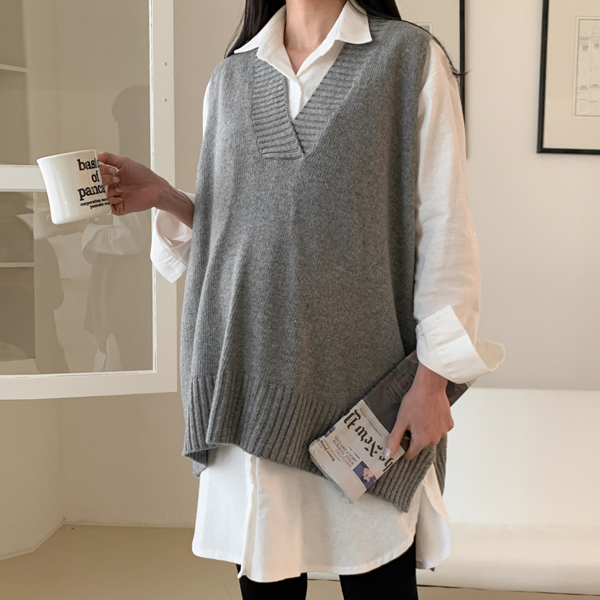 Maternity*Wool Deep V Layered Knit Vest