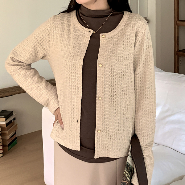 Maternity*Crema Gold Button Cardigan