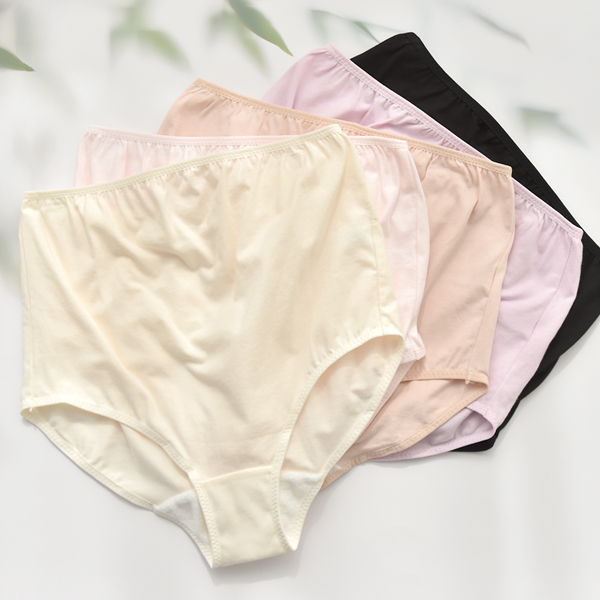 <font color="bb4b57"><b>[Limited time discount]</b></font><br> 3 types of everyday overpanties