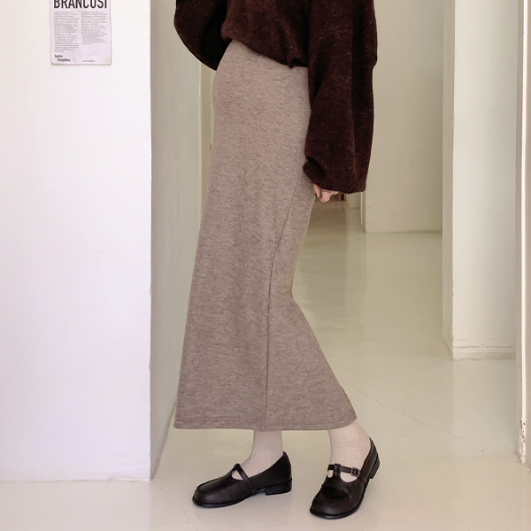 Maternity*Warm knit long maternity skirt