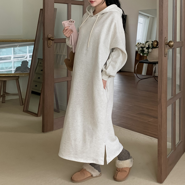 Maternity*Cotton candy hood maxi fleece maternity dress