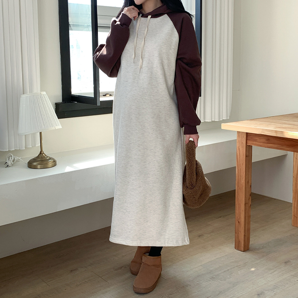 Maternity*Otraglan Hooded Maternity Dress