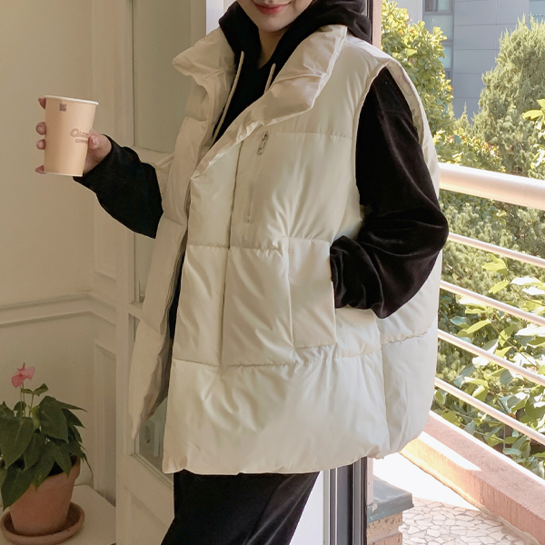 <b>[Limited-time discount]</b> Maternity*Overfit high-neck padded vest