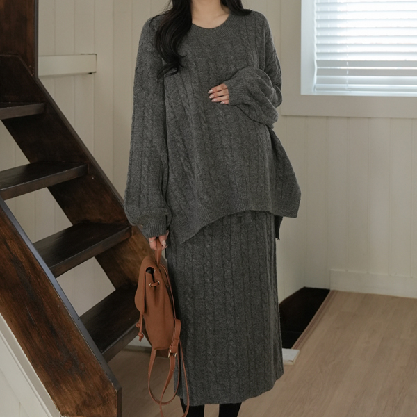 Maternity*Wool Cable Knit Top and Bottom Set