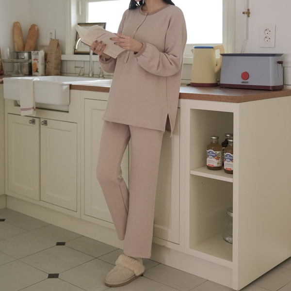 Maternity*Bodle tension color matching pajamas set (breastfeeding possible)