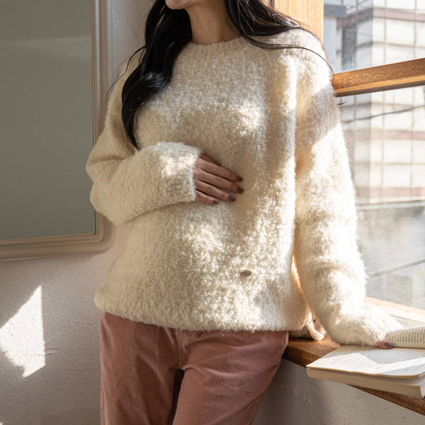 Maternity*Snowpogle emblem buckle knit