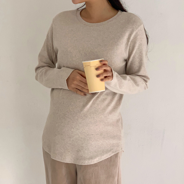 Maternity* Thick and soft peach fleece rounding t-shirt