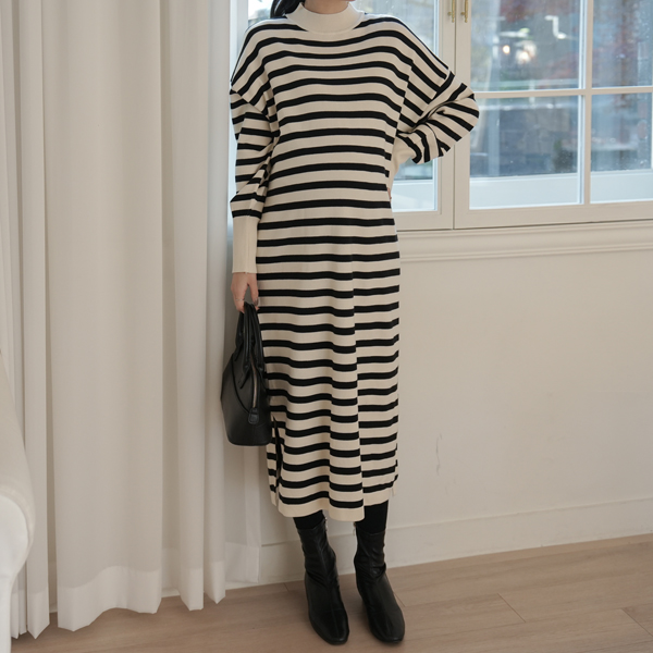 Maternity*Winter Monoknit Maternity Dress