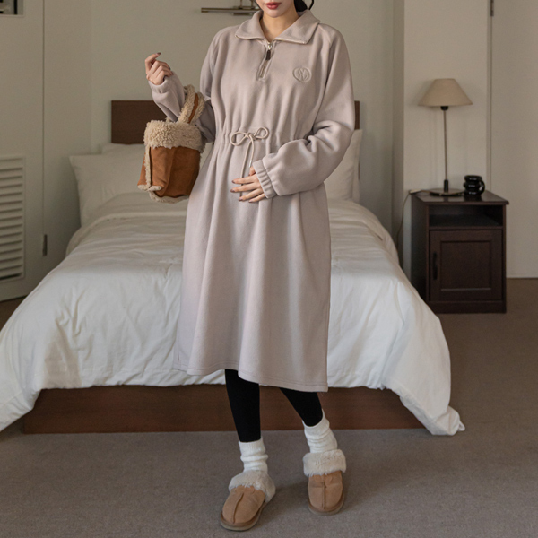 Maternity*Midi Hooded Half Zip-up Maternity Dress