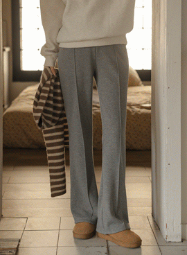 Maternity*Pin-tuck mink bootcut maternity pants