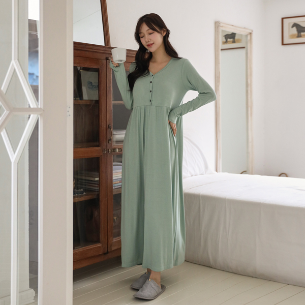 Nursing clothes*Charmaxi one-piece dress that can be worn only once