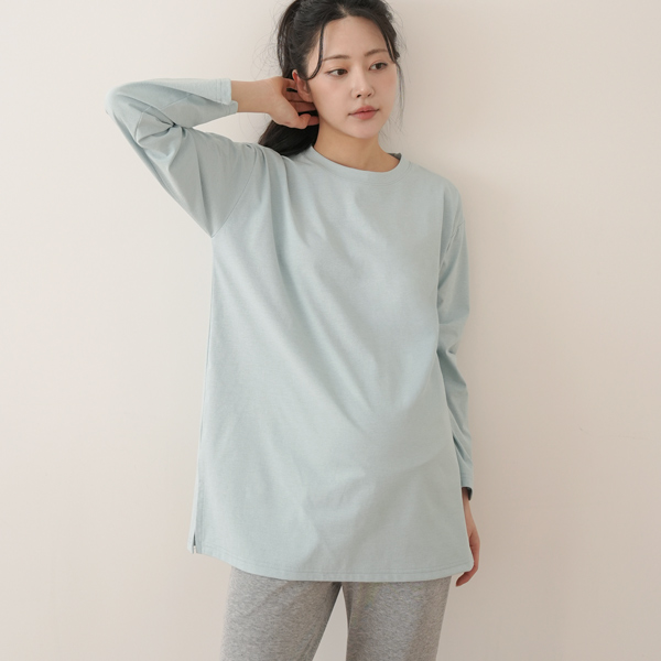 Maternity*Airy loose fit long sleeve maternity t-shirt