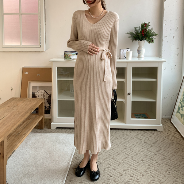 Maternity*Gift ribbed V-knit maternity dress (String set)