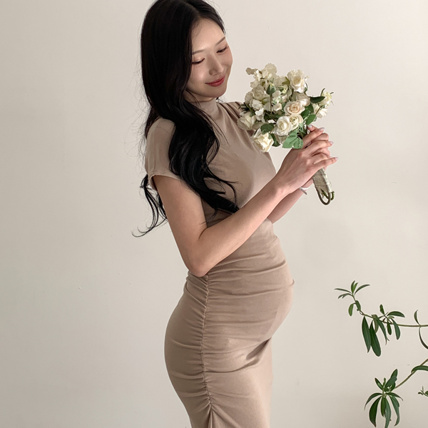 Maternity*The Slim Shearing Mermaid Maternity Dress