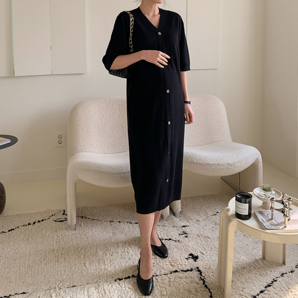 Maternity*Cami V-neck button three-quarter length maternity dress