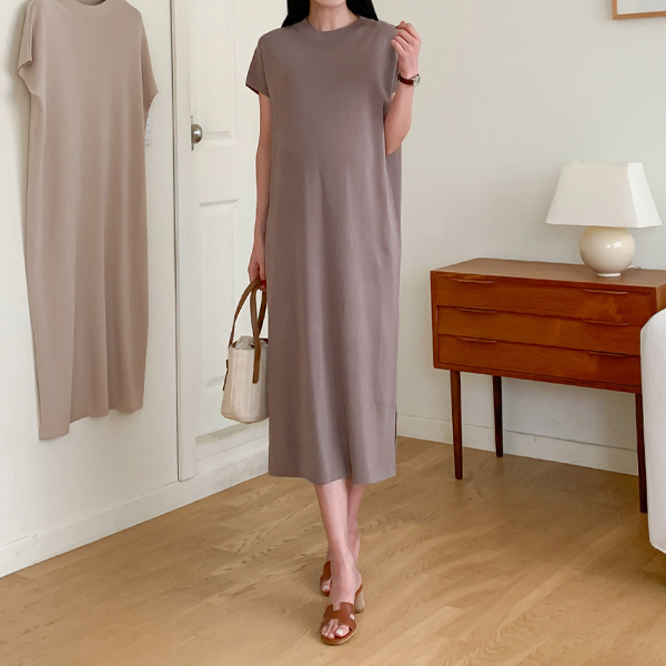 Maternity*Cool Lash Middle Neck Maternity Dress
