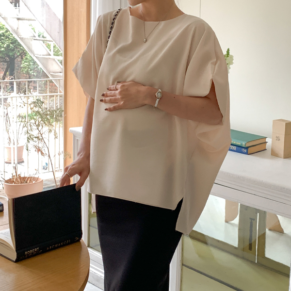 Maternity* Stingray Blouse