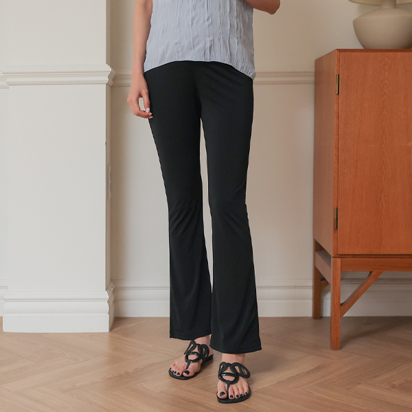 Maternity*Slim line boot cut maternity pants