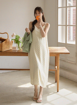 Maternity*Maternity dress with adjustable flower pattern