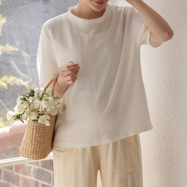Maternity*Embroidered Puff Blouse