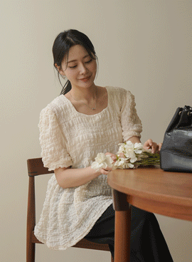 Maternity*Dudu Emboss Square Blouse