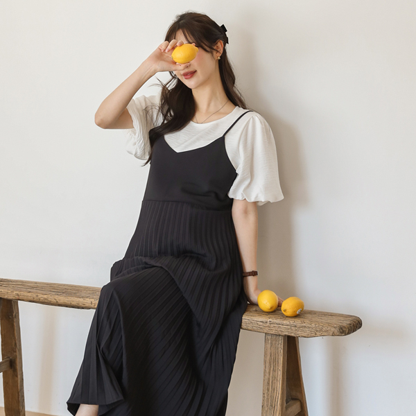 <b>Limited quantity SALE</b><br> Maternity*Piano pleated strap maternity dress
