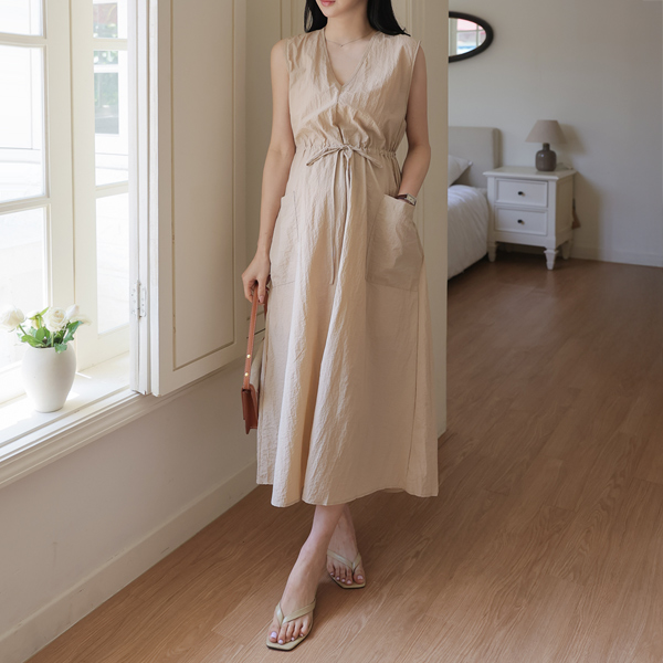 Maternity*Russack V-neck fit adjustable maternity dress