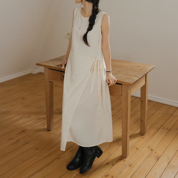 Maternity*Wrinkle Maxi Wrap Maternity Dress