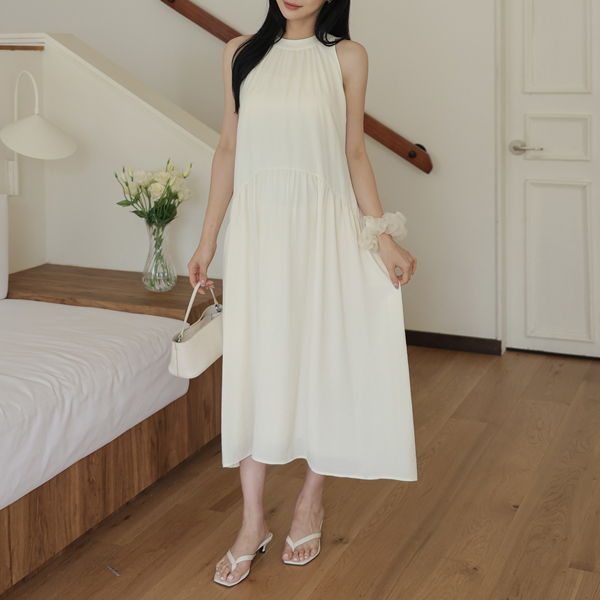 Maternity*Airin Halter Neck Long Maternity Dress