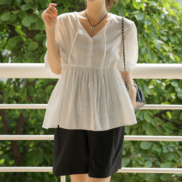 <b>[Limited-time discount]</b> Maternity*Pure Ethnic Peplum Blouse (2 sizes)