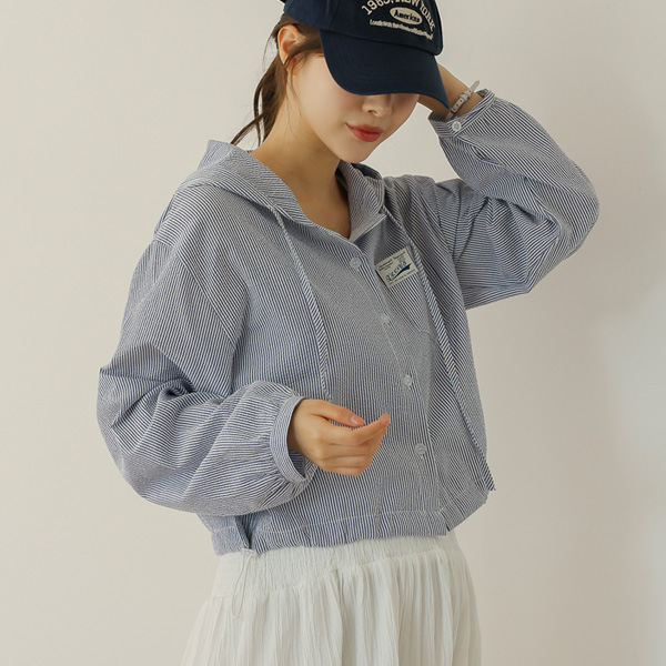 Maternity*Rainy season hooded crop top