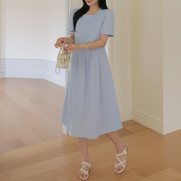 <b>[Popularity vote #1]</b> Maternity* Sheer square pin tuck maternity dress