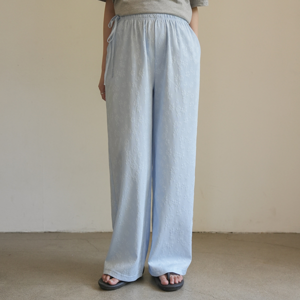 Maternity*Flower embossing adjustable maternity pants
