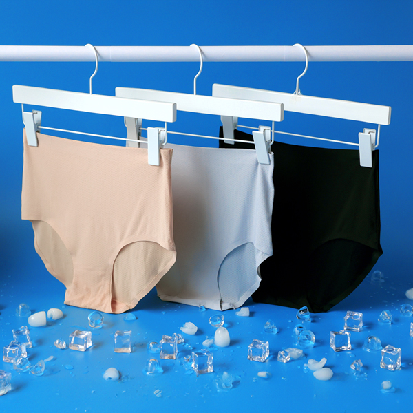 <font color="bb4b57"><b>[3 types of special price/free shipping]</b></font><br> [Jj] Airhole Nude Maternity Panty 3-piece Set
