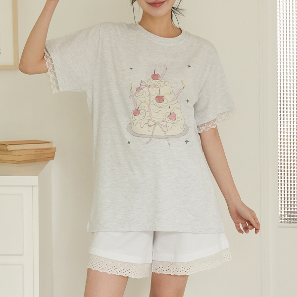 Maternity*Lovely Cake Loose Fit Short Sleeves T-shirt