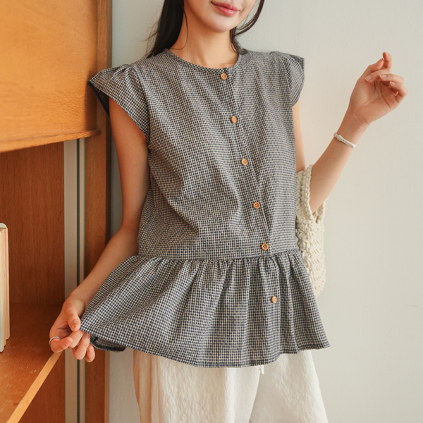 <b>[Limited-time discount]</b> Maternity*Check frill seersucker Blouse